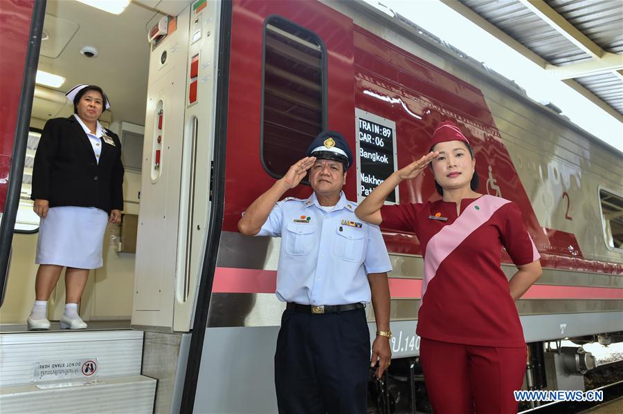 Chinese-made train makes debut for short run in Thailand