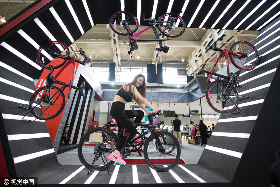 Riding on smart cycles in Nanjing