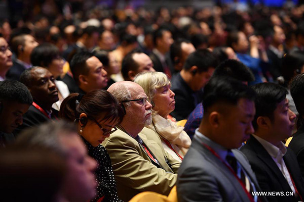 Boao forum pushes for global growth and fair trade