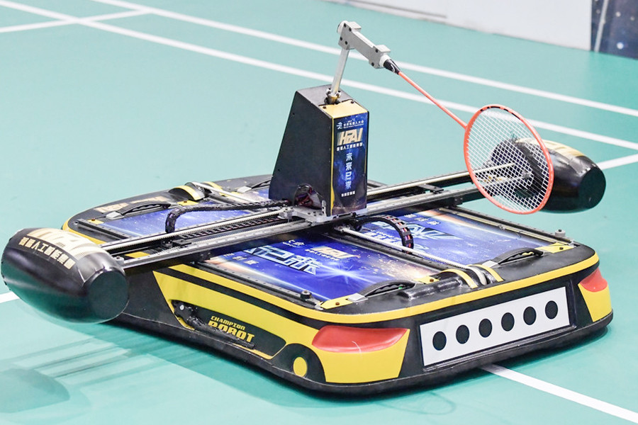 Highlights of WRC: Robots shooting hoops and changing face masks