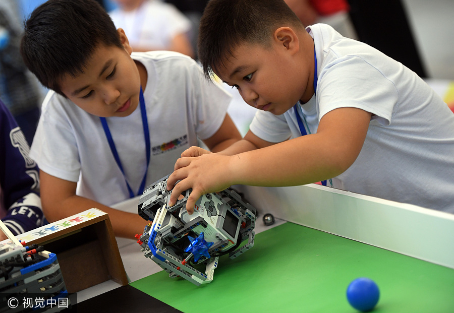 Robot contests inspire innovation among young people