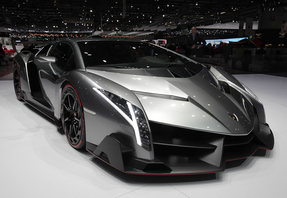 Lamborghini Veneno debuts at Geneva, 1 of 3