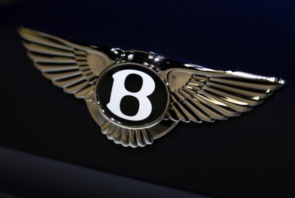 Bentley 2013 sales hit record as US demand offsets China