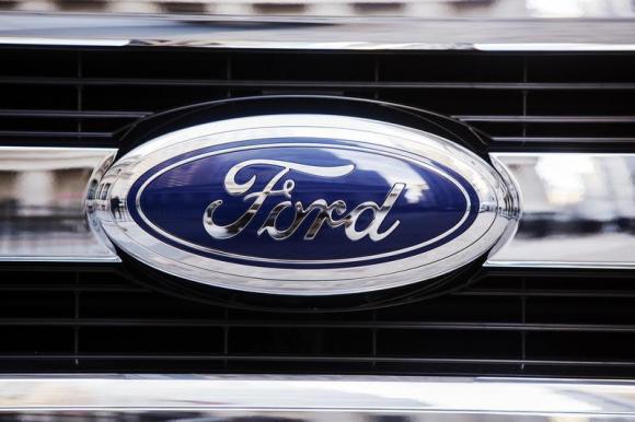 Ford recalling 46k Edge SUVs over fuel leak