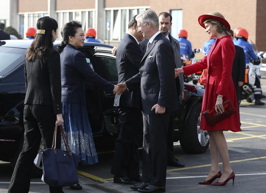 Chinese president visits Volvo car Belgian plant