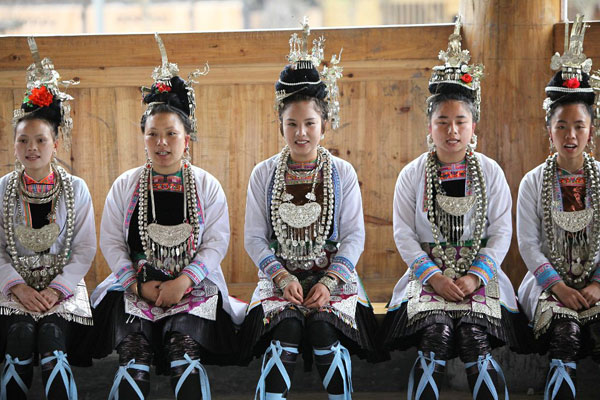 BMW Culture Journey fleet to embrace the fascinating color of Guizhou province