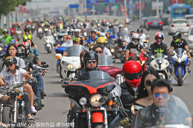 Raw power of superbikes on display in Tianjin