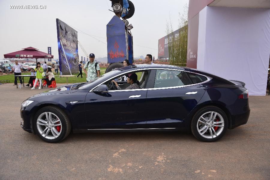 Tesla Model S electronic car debuts in Nanchang