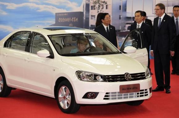 China watchdog investigating executives at VW JV
