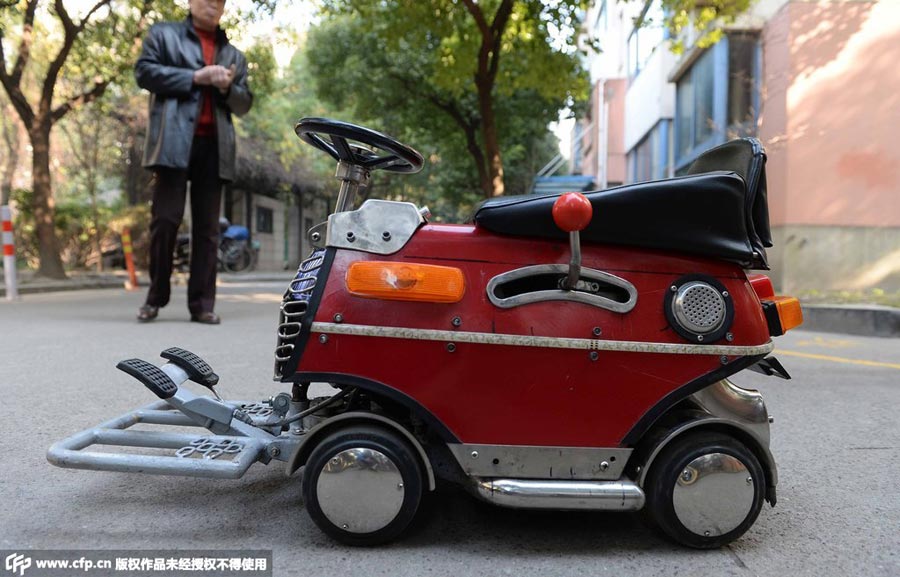 Shanghai native makes tiny car with $240