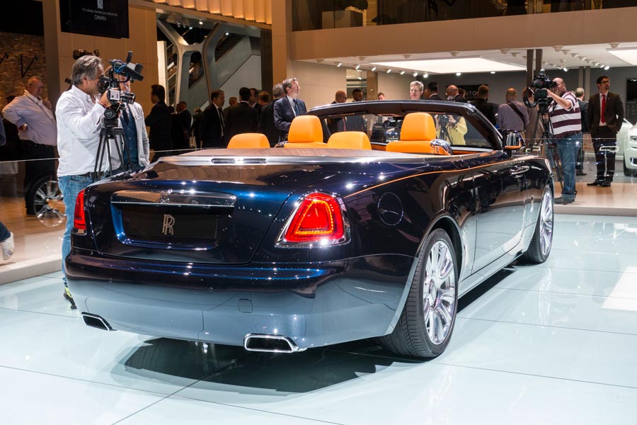 Rolls-Royce Dawn starts a new day for open-top motoring