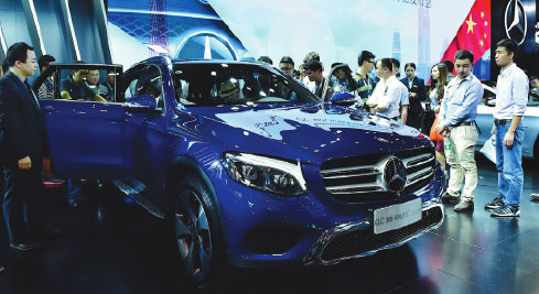 Mercedes-Benz launches new stars at auto show