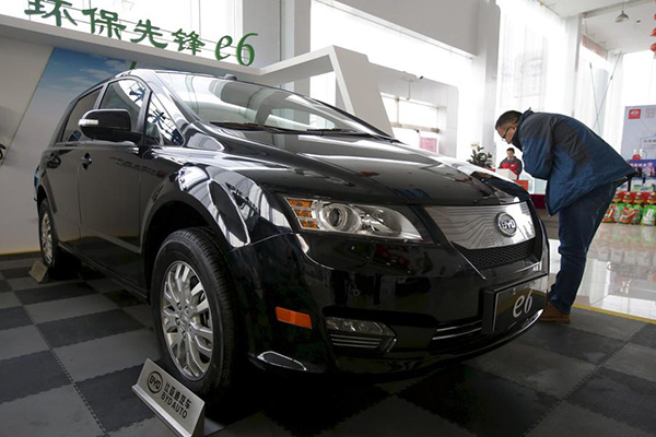BYD electric taxi fleet to start engines in Singapore