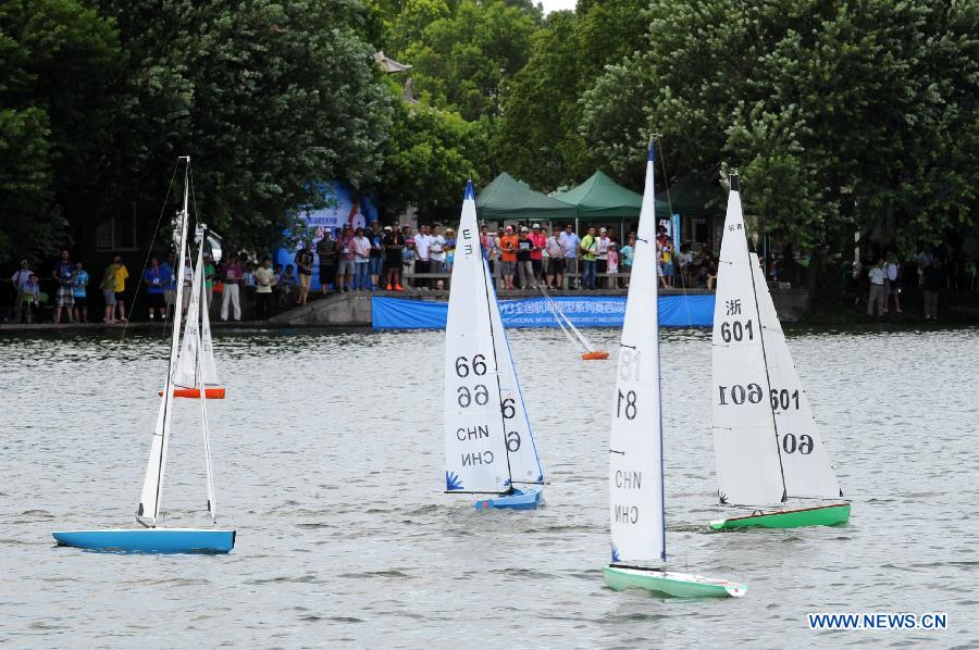 Radio-controlled boats contest ends in HZ