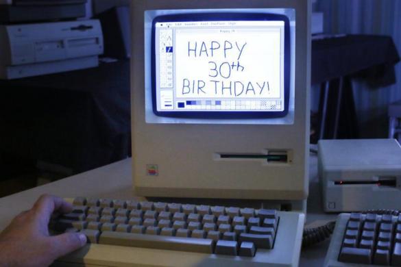 Happy 30th birthday to Apple Mac