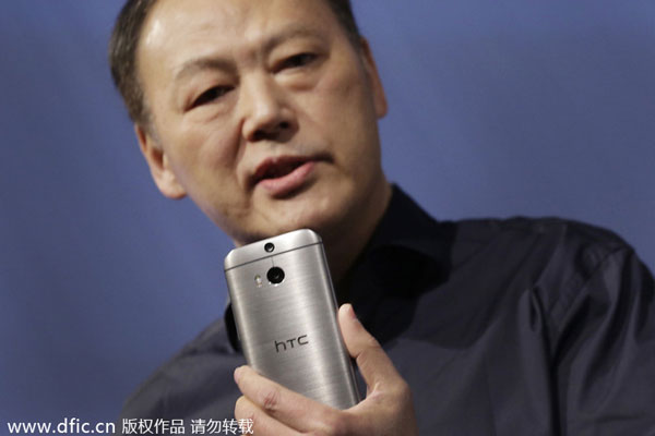 HTC debuts flagship smartphone in race against Samsung