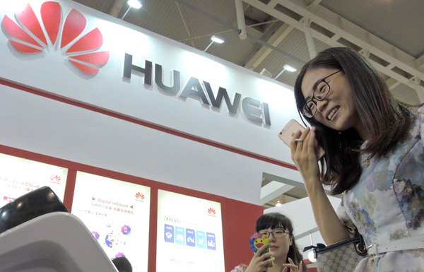 Huawei plans voice assistant for phones
