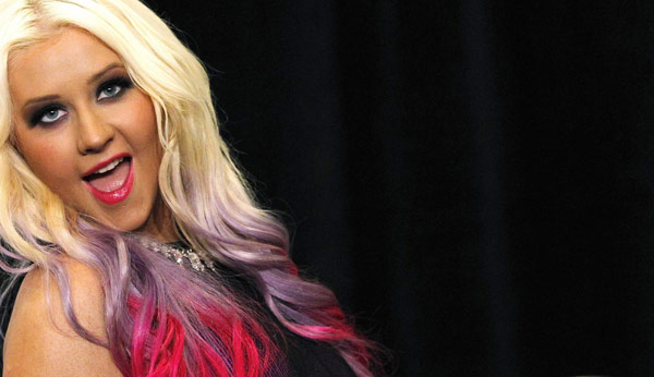 Aguilera announces American Music Awards nominations