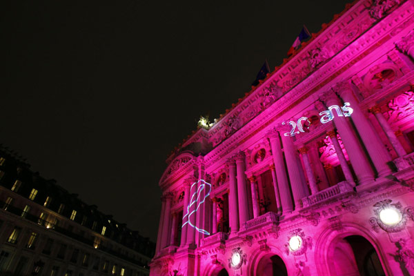 Elizabeth Hurley attends Breast Cancer Awareness campaign