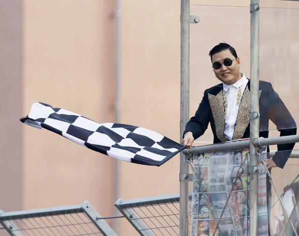 Psy brings 'Gangnam Style' to F1