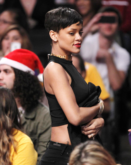 Chris Brown and Rihanna go to NBA game