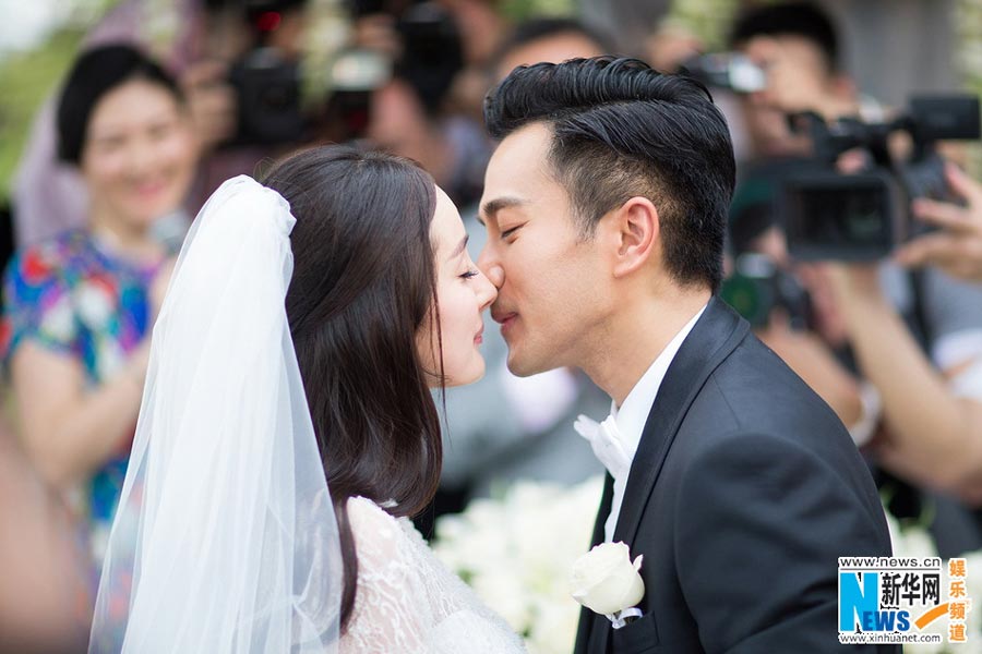 Yang Mi, Hawick Lau hold wedding in Bali