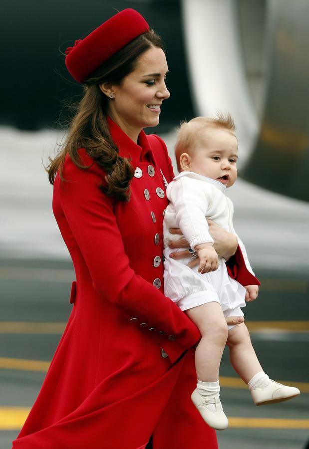 Royal couple start New Zealand tour