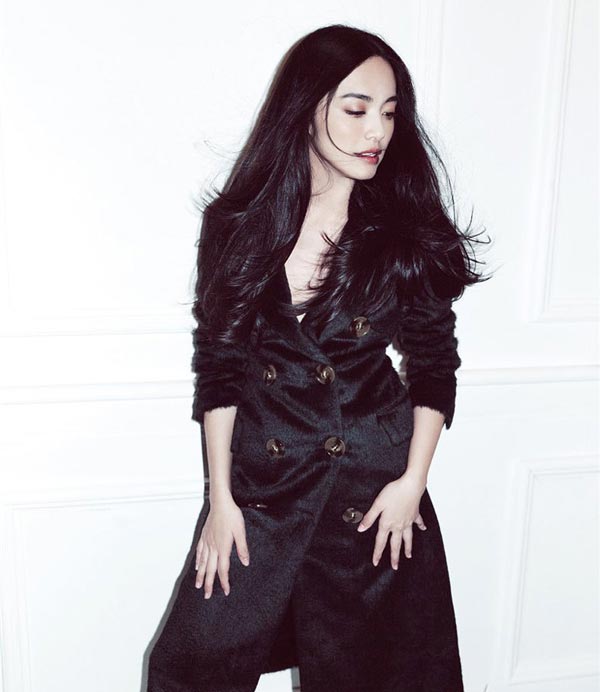 Yao Chen graces shopping magazine Life Style