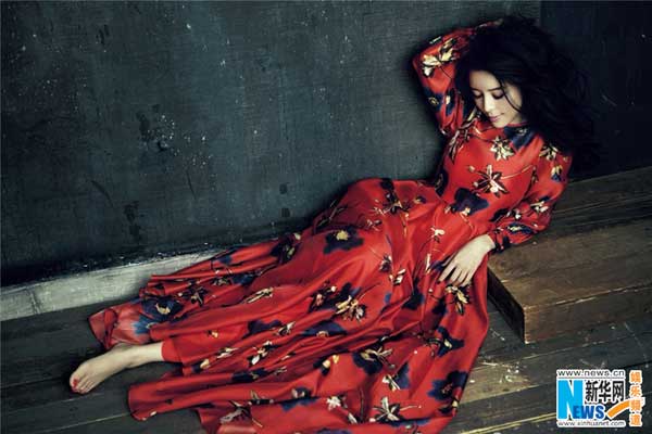 Actress Zhang Jingchu covers fashion magazine