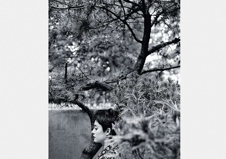 Sun Li poses for monochromatic photos