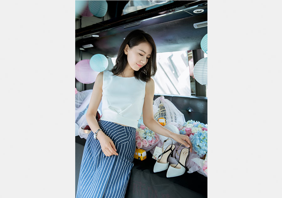 Gao Yuanyuan releases new shoe collection