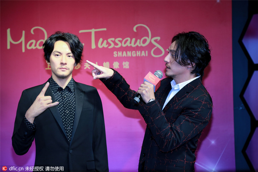 Chang Chen unveils statue in Shanghai