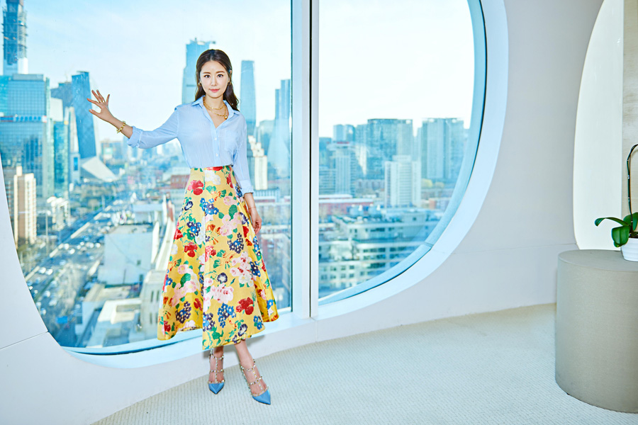 Actress Ruby Lin releases fashion photos