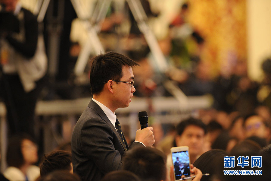 Journalists from around the world at Li's news conference