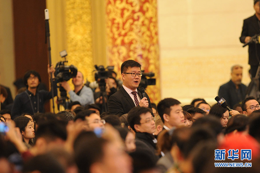 Journalists from around the world at Li's news conference