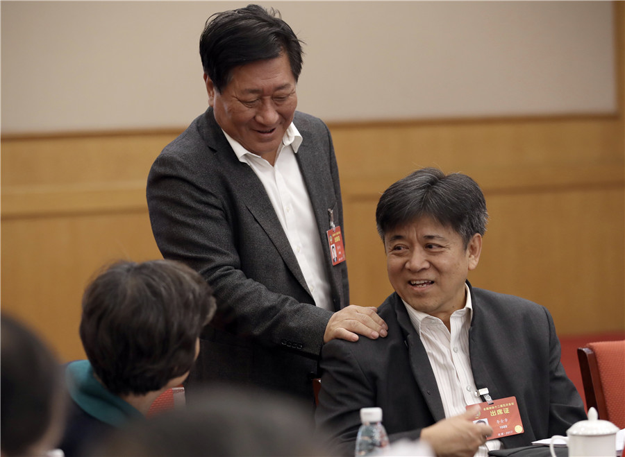 Political advisors deliberate CPPCC work report