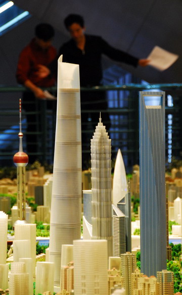 Model of China's tallest building-to-be on display