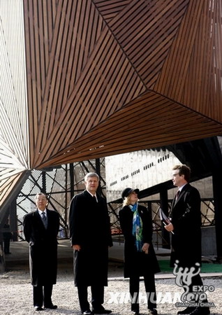 Canadian PM reveals Canada Pavilion for Expo 2010