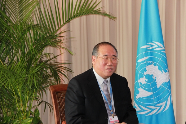 China climate chief meets with Ban Ki-moon