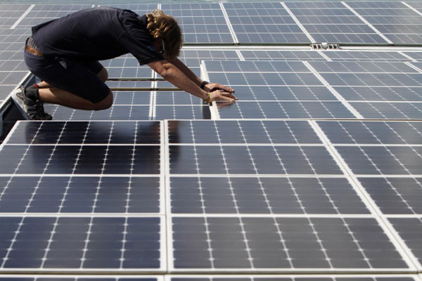 World's largest solar-powered boat in Cancun