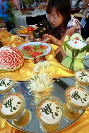 Cooking competition held to greet 2010 World Expo