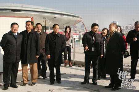 Former Chinese foreign minister visits Expo site