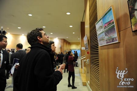 EU holds photo exhibition to promote its pavilion