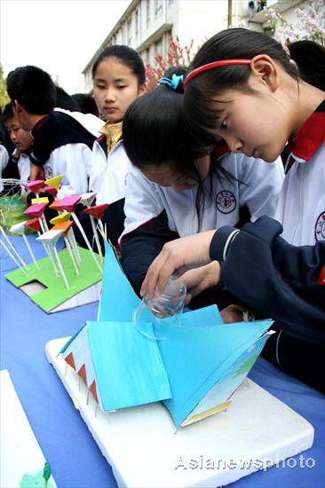 Students make eco-friendly mini pavilions