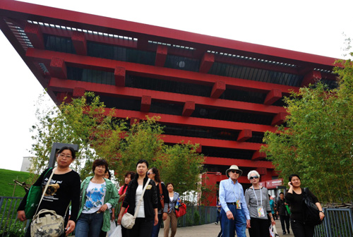China pavilion to extend exhibitions for 6 months after Expo