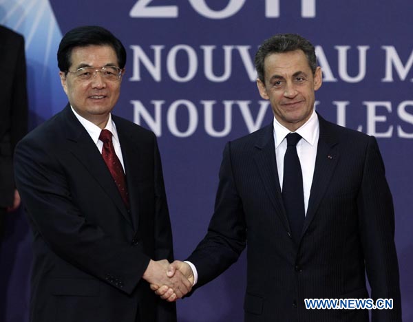 Hu, Sarkozy meet ahead of G20 summit