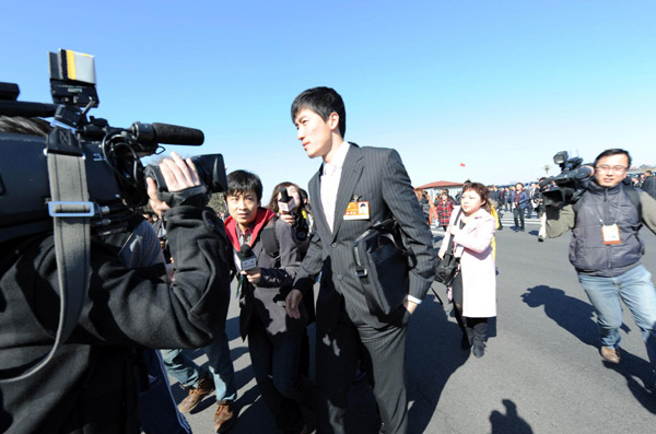 Liu Xiang always a big draw at CPPCC opening