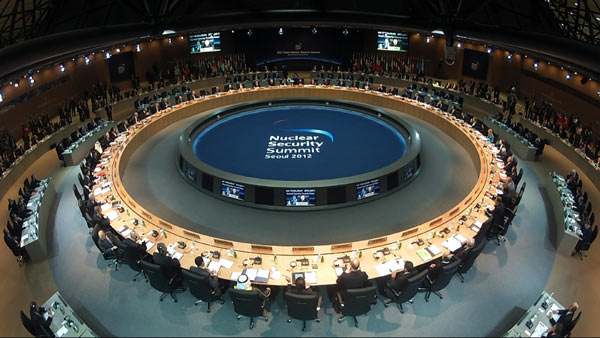 2012 Seoul Nuclear Security Summit begins session