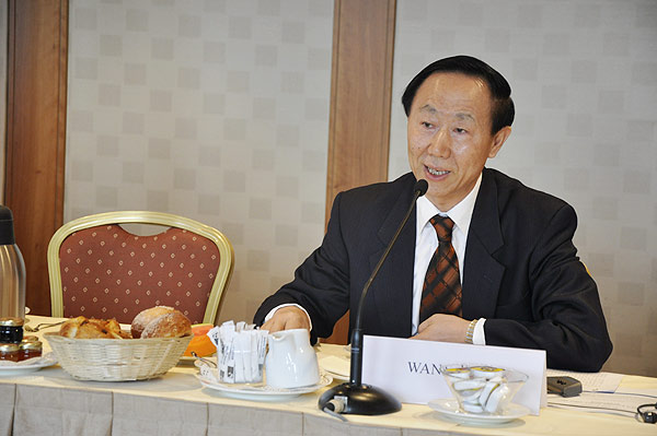 CPC official meets with EU researchers