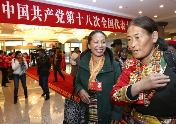 CPC delegates arrive in Beijing